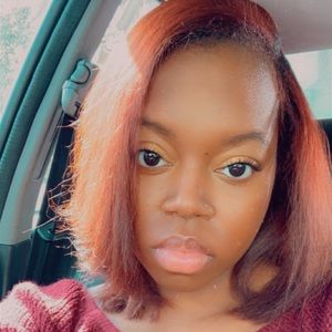 Meet your Posher, Mariah,